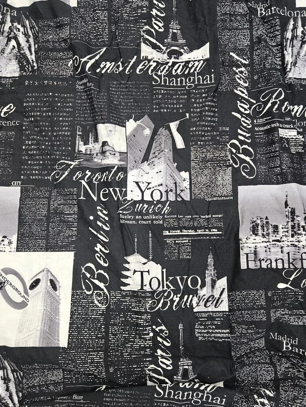 Alamode Bedlam Passport Paris London Black White TWIN Duvet Reversible Cotton